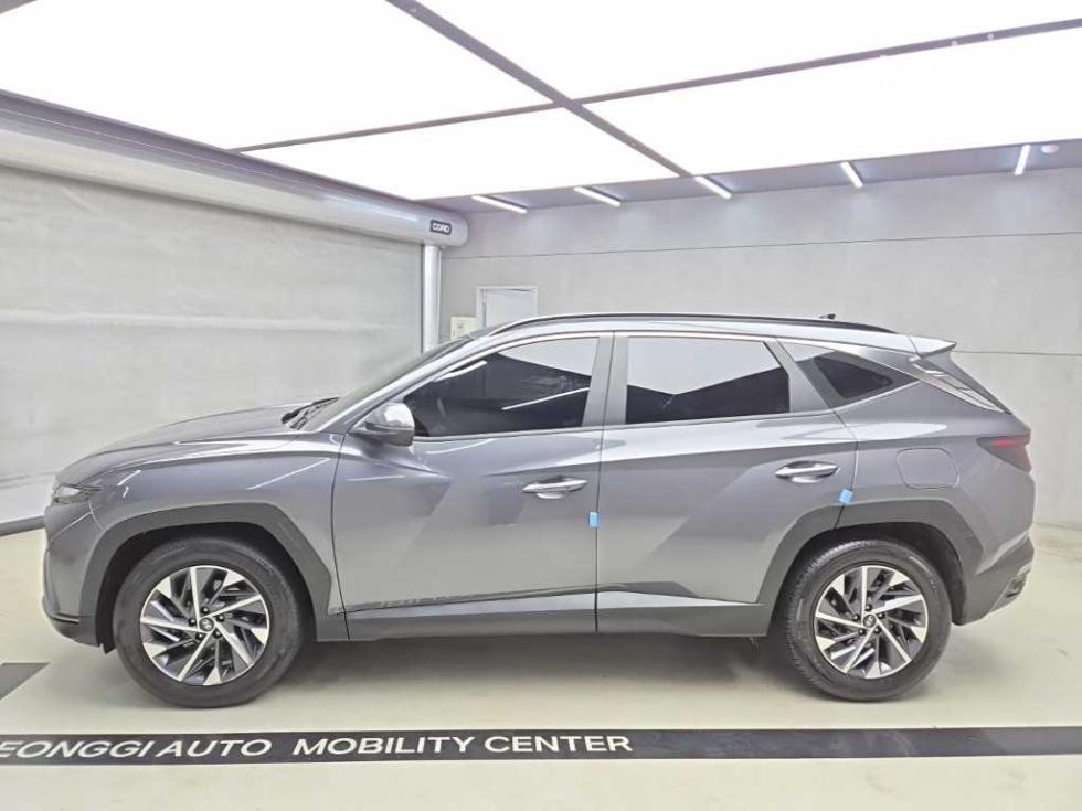 Hyundai Premium — фото 4