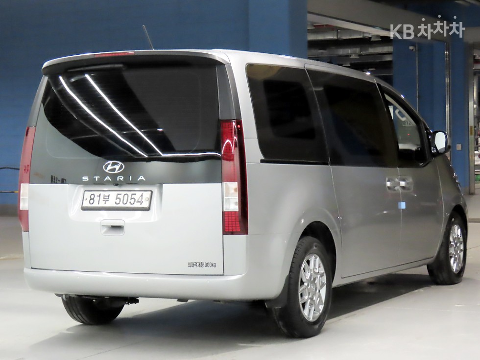 Hyundai Staria — фото 4