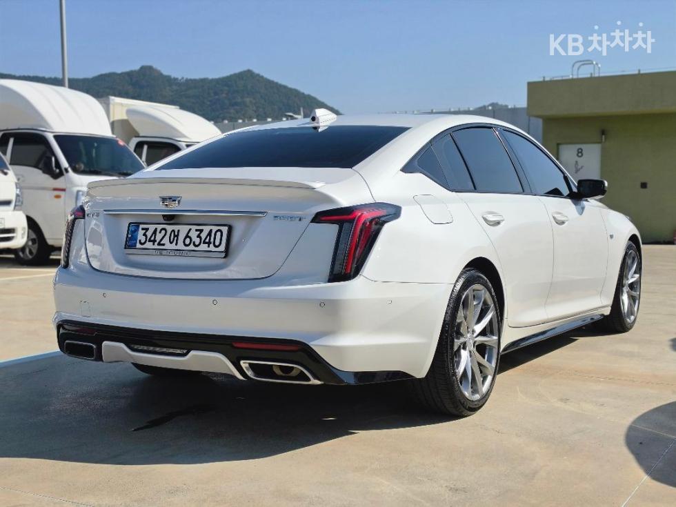 Cadillac CT5 Sport — фото 4