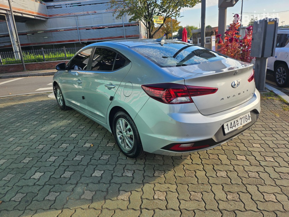 Hyundai Avante Smart — фото 4
