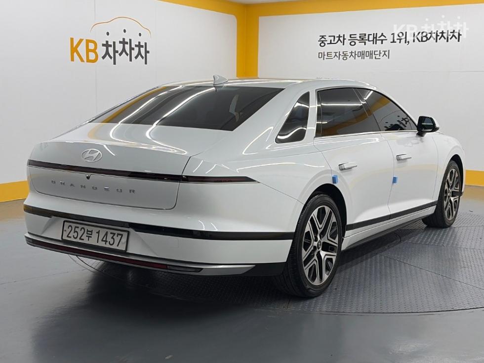 Hyundai Grandeur Premium — фото 4