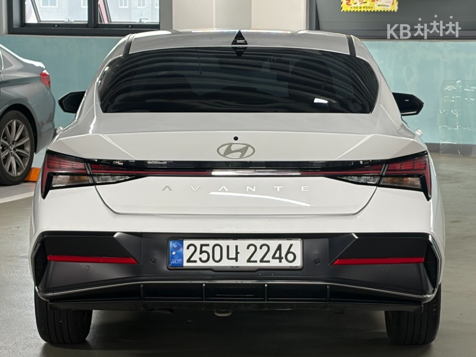 Hyundai Avante — фото 4