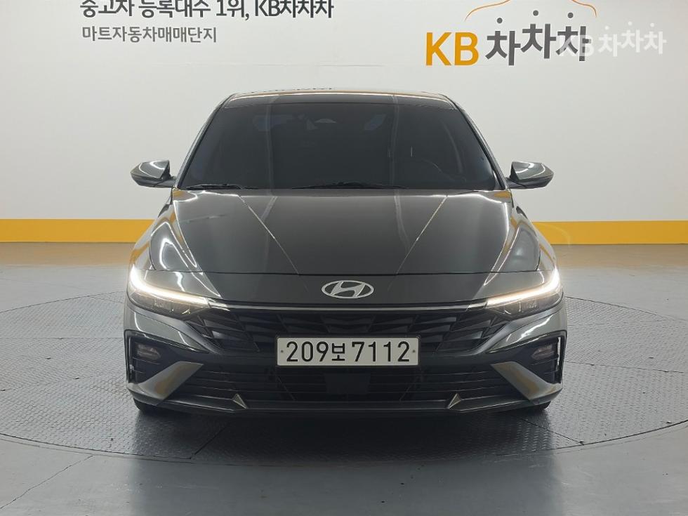 Hyundai Avante — фото 2