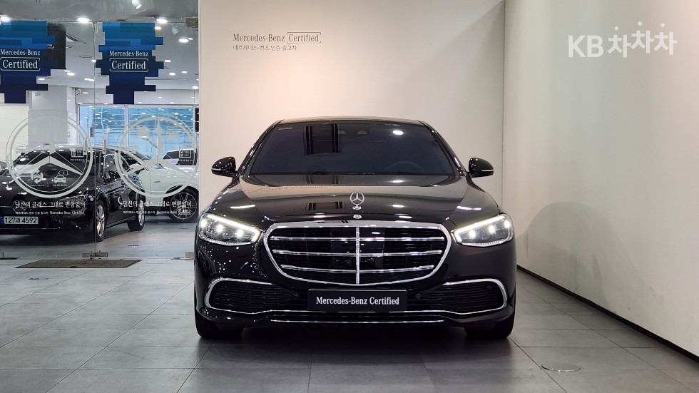 Mercedes-Benz S-Class BASE MODEL — фото 3