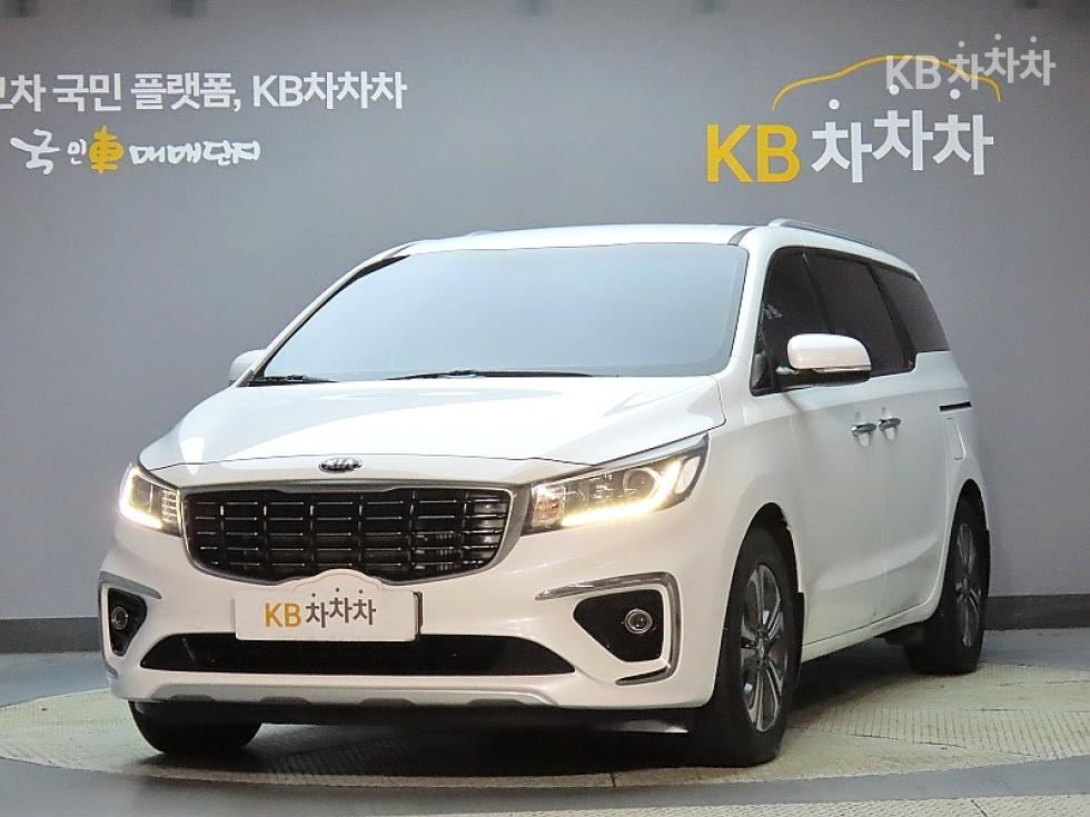 Kia Carnival LUXURY — фото 1