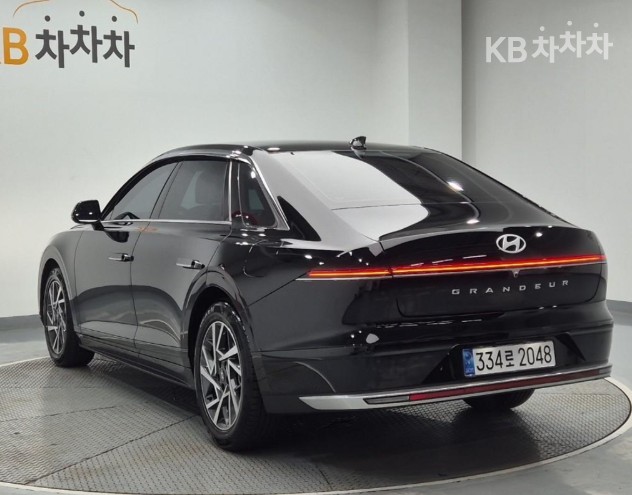 Hyundai Grandeur Premium — фото 2