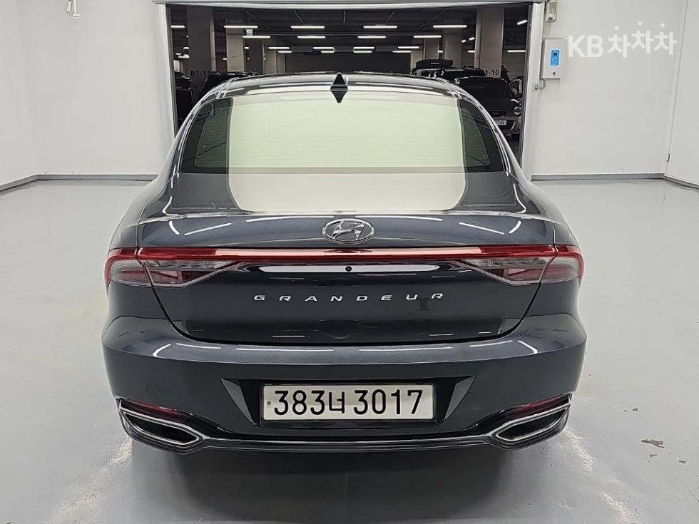 Hyundai Grandeur EXCLUSIVE — фото 3