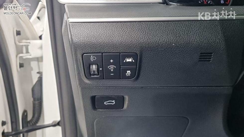 Kia K5 — miniaturë 16