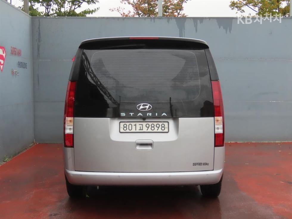 Hyundai Staria — фото 4
