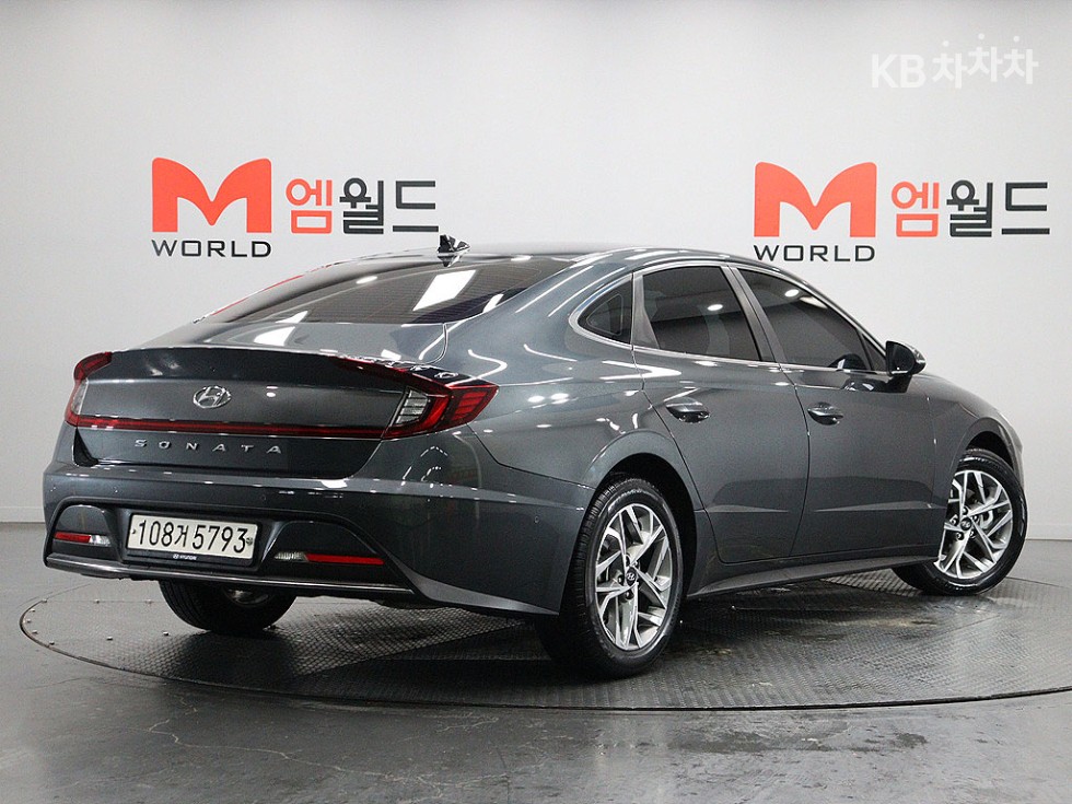 Hyundai Sonata Premium Family — фото 3