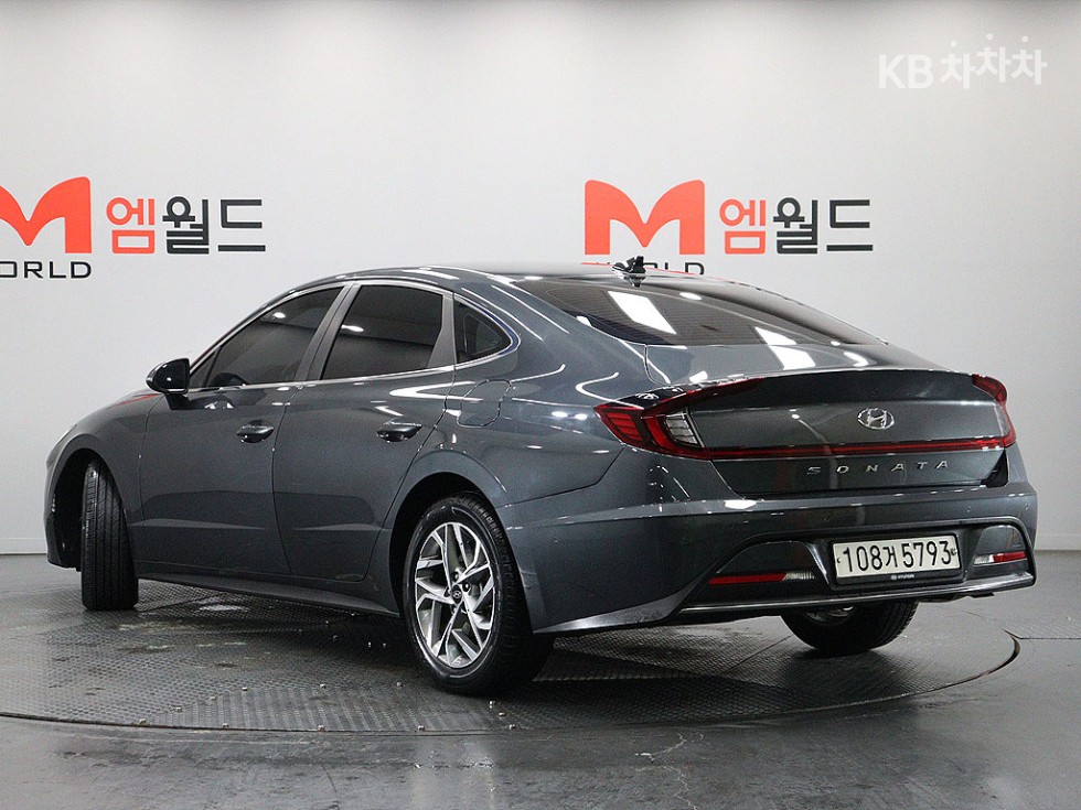 Hyundai Sonata Premium Family — фото 4