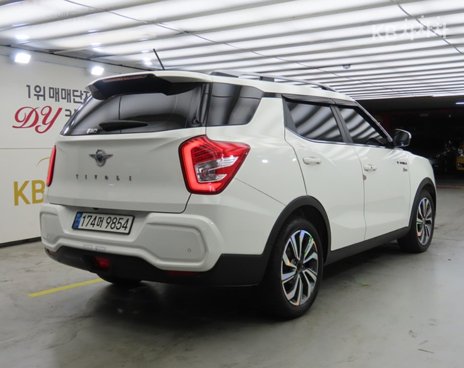 KG Mobility Tivoli A3 — фото 4