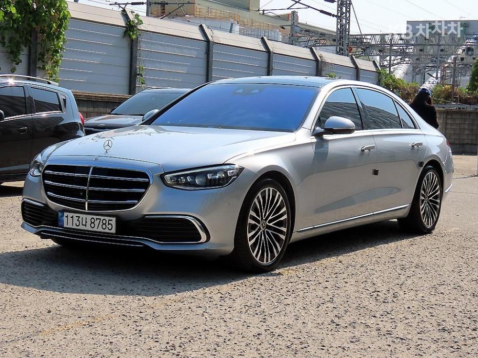 Mercedes-Benz S-Class BASE MODEL — фото 2