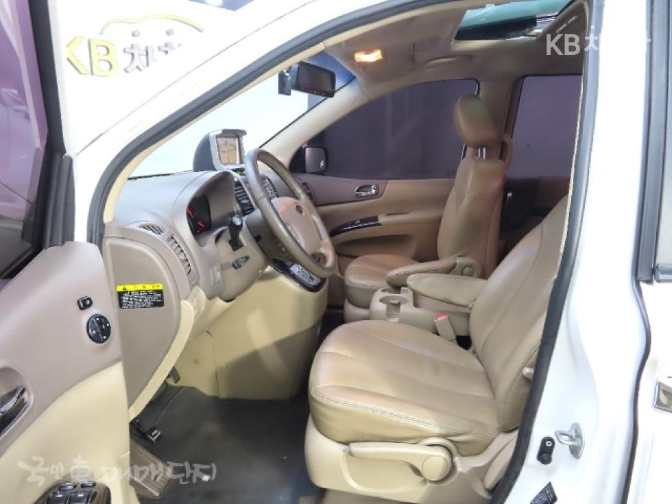 2012 - kia carnival