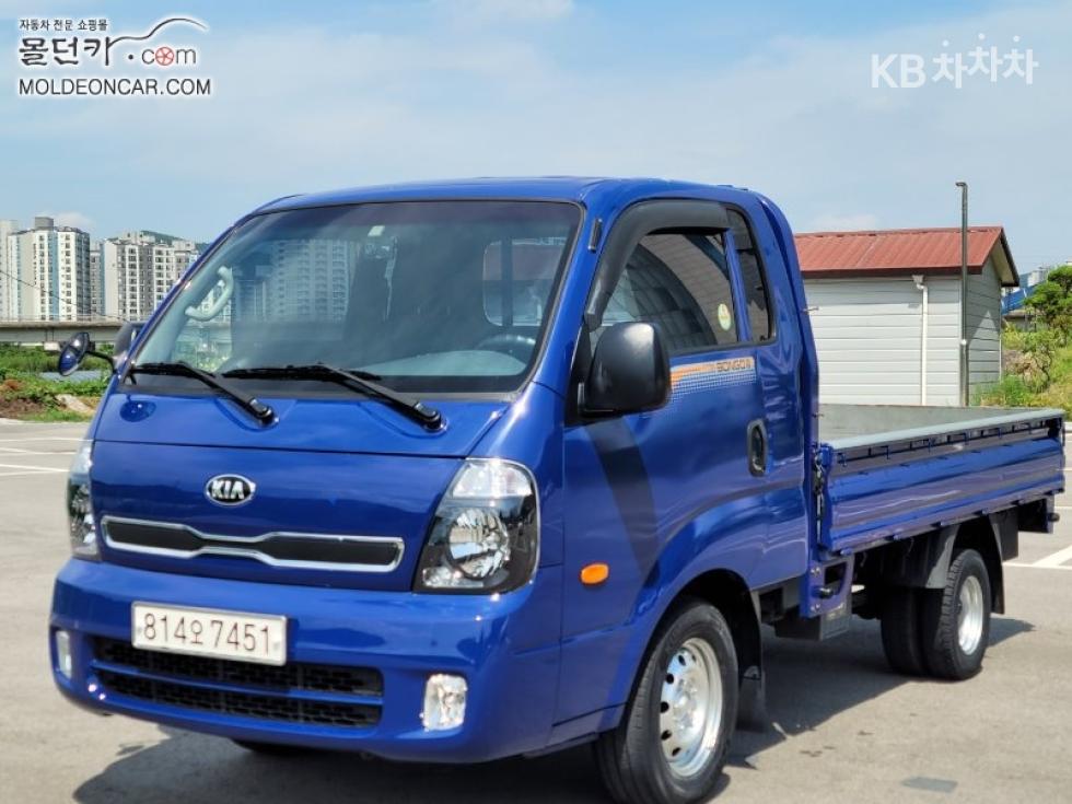 2016 - kia bongo iii