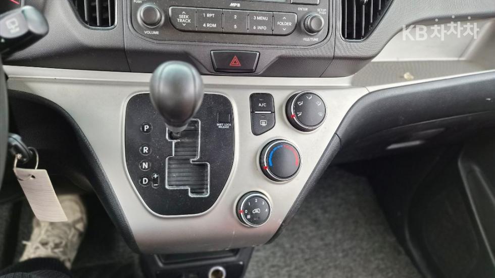 2014 - kia ray-ban