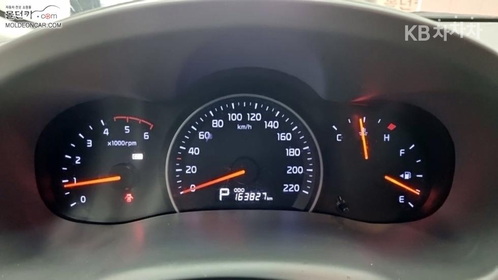 2012 - kia carnival