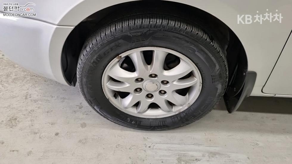 2012 - kia carnival