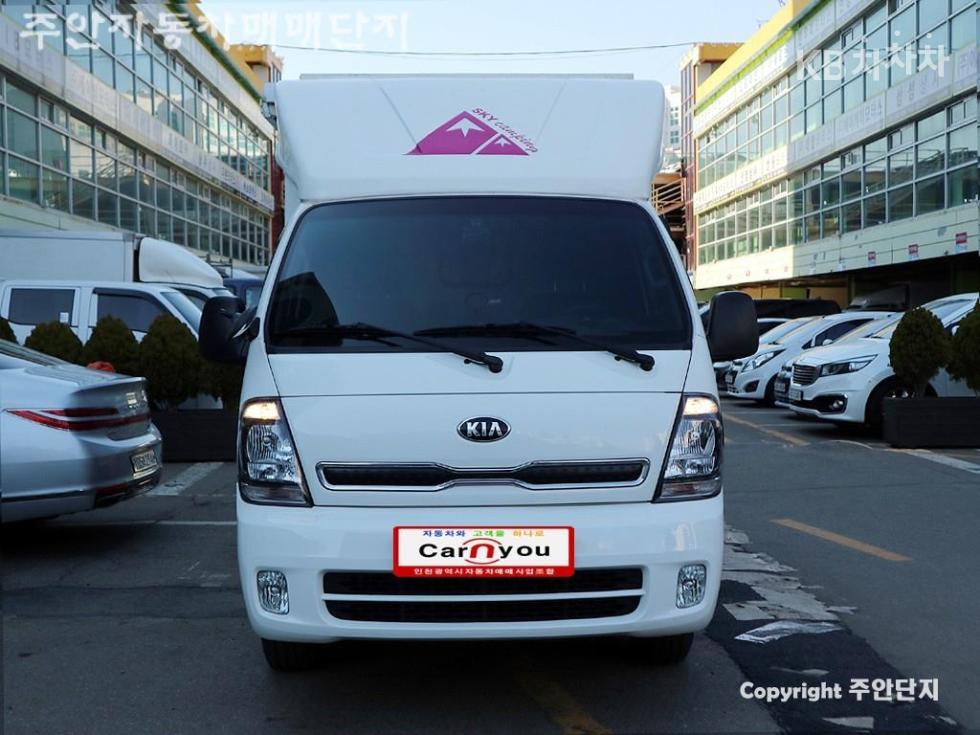 2020 - kia bongo iii