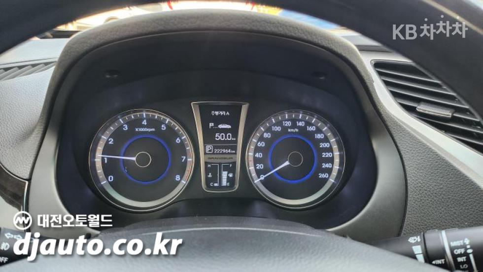 Hyundai Grandeur — miniaturë 11