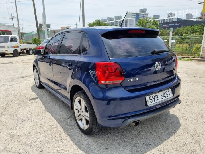 Volkswagen Polo 1.6 TDI R-Line 5