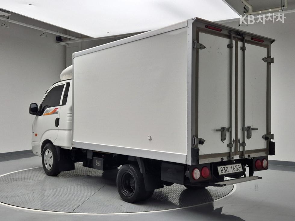 2020 - kia bongo iii