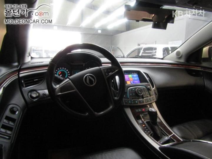 Chevrolet Alpheon CL240 Premium 6