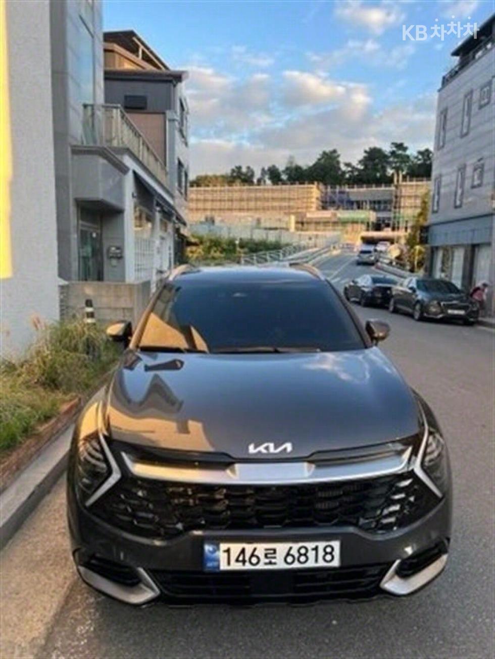 2023 - kia sportage