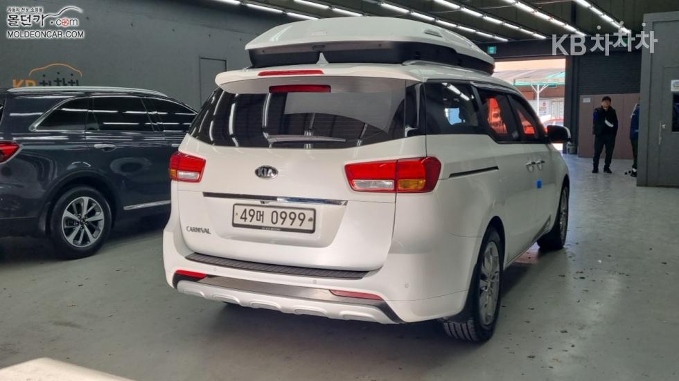 2016 - kia carnival