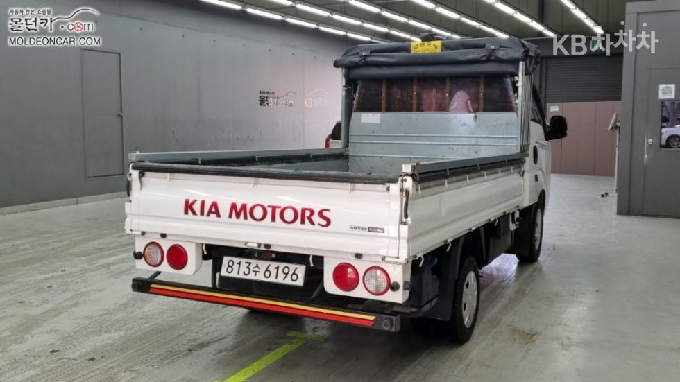 2020 - kia bongo iii