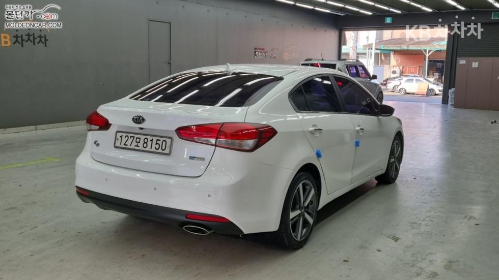 2017 - kia k3
