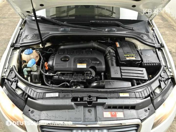 Audi A3 NEW 2.0 TFSI 8P 7