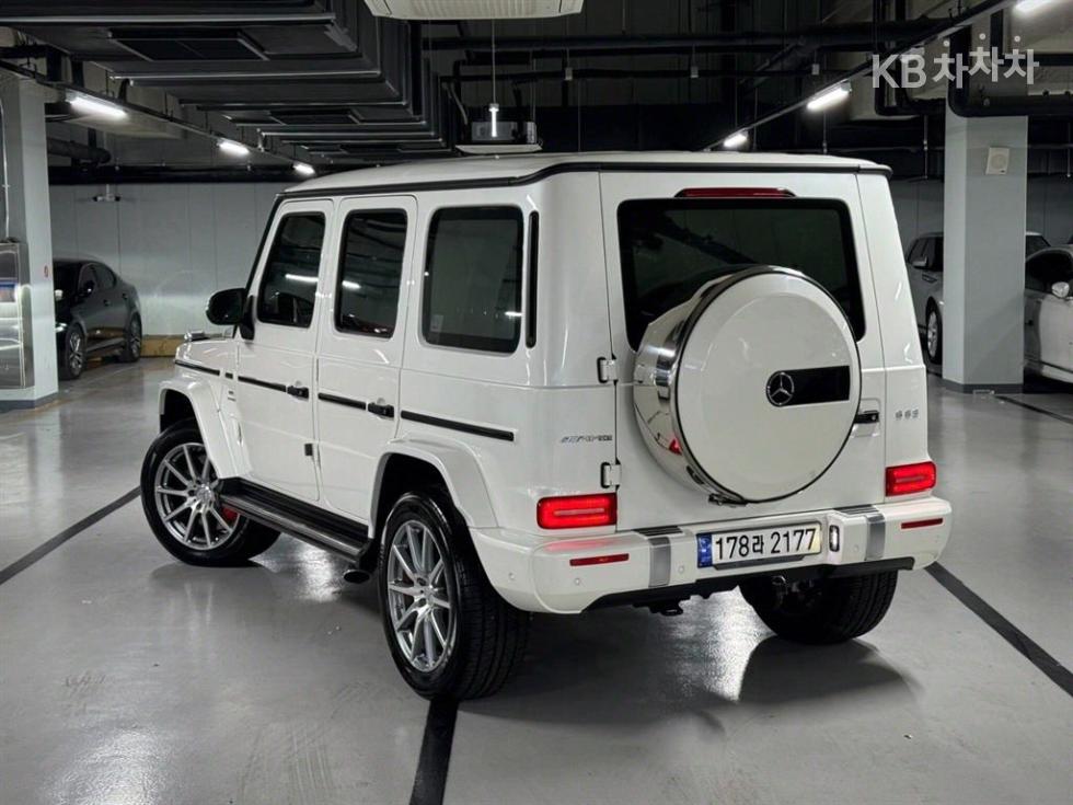 2021 - mercedes-benz g-class