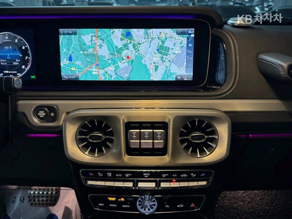 2021 - mercedes-benz g-class