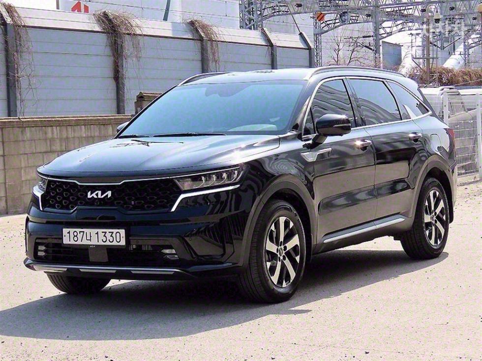 2023 - kia sorento