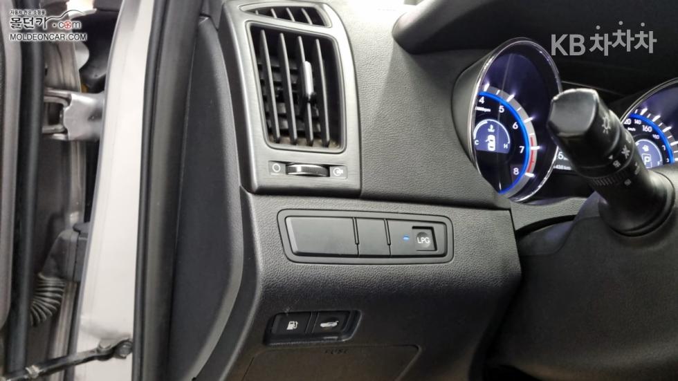 Hyundai Sonata — miniaturë 16