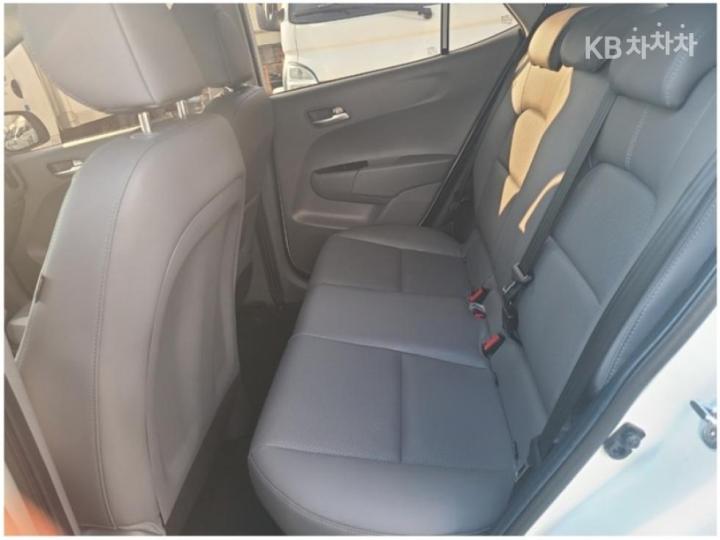 Kia Morning Urban JA 1.0 Gasoline Prestige 8