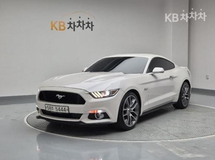 Ford Mustang GT Coupe Premium