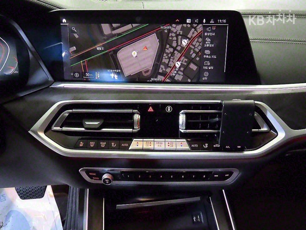 BMW X7 — miniaturë 11