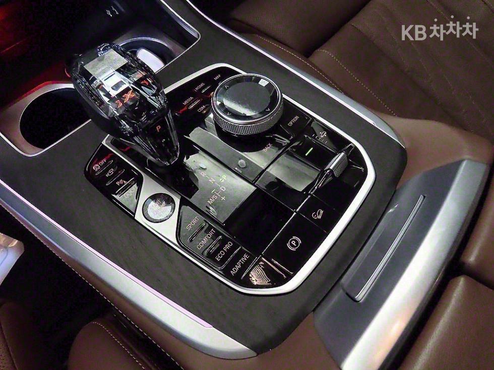 BMW X7 — miniaturë 12
