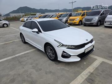 Kia K5 2.0 LPI 렌터카 — foto 1