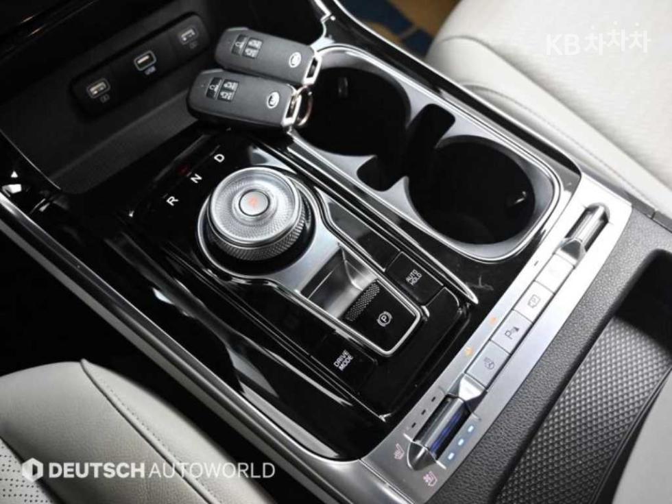 2021 - kia carnival