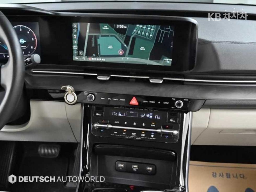 2021 - kia carnival