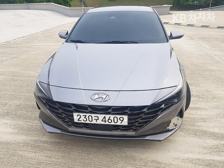 Hyundai Avante CN7 1.6 LPi Smart