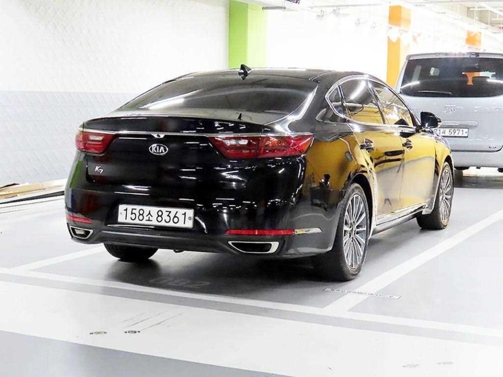 2018 - kia k7