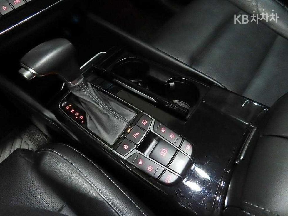 2018 - kia k7