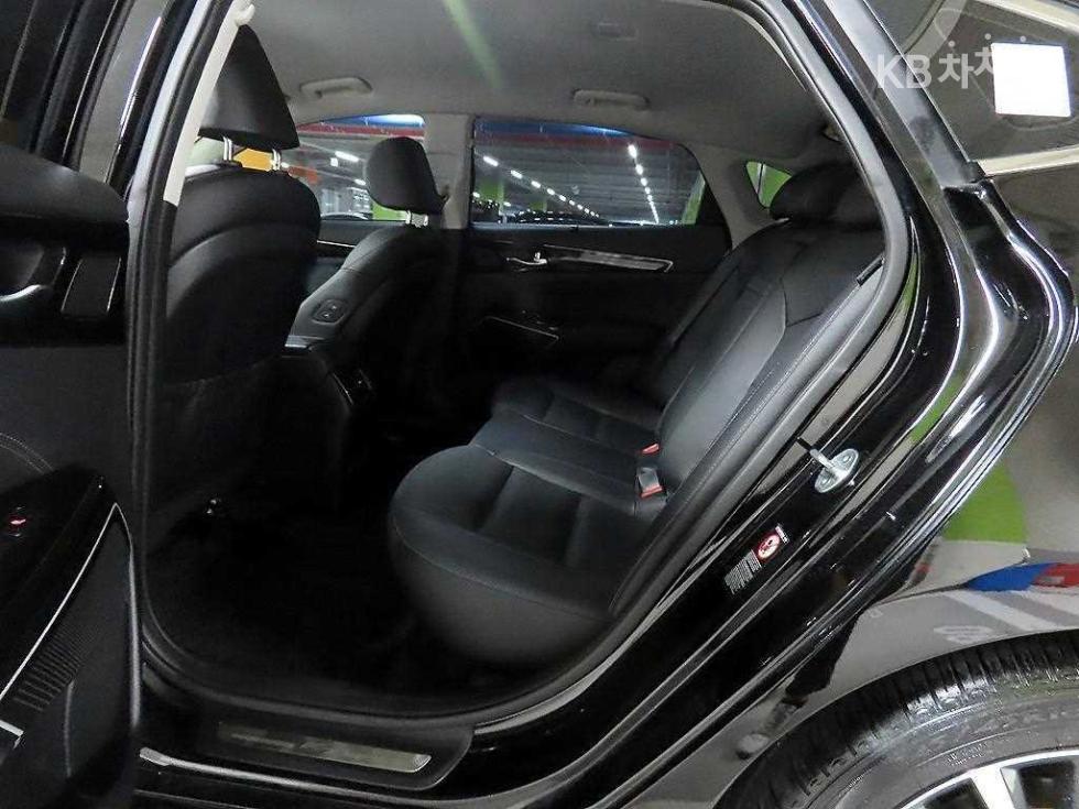 2018 - kia k7