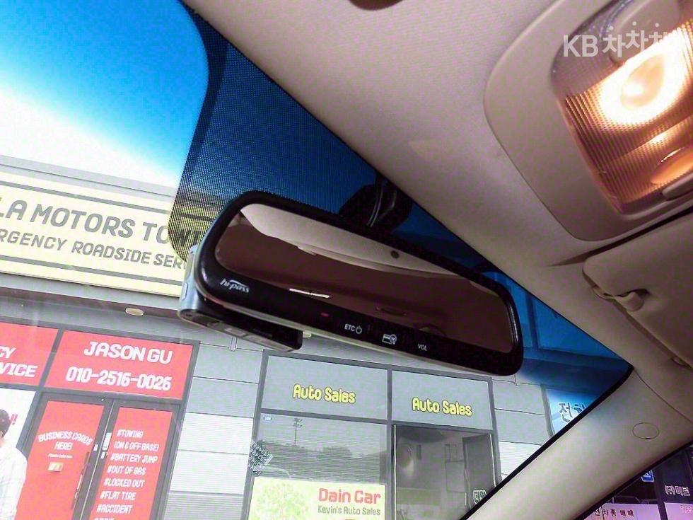 2012 - kia carnival