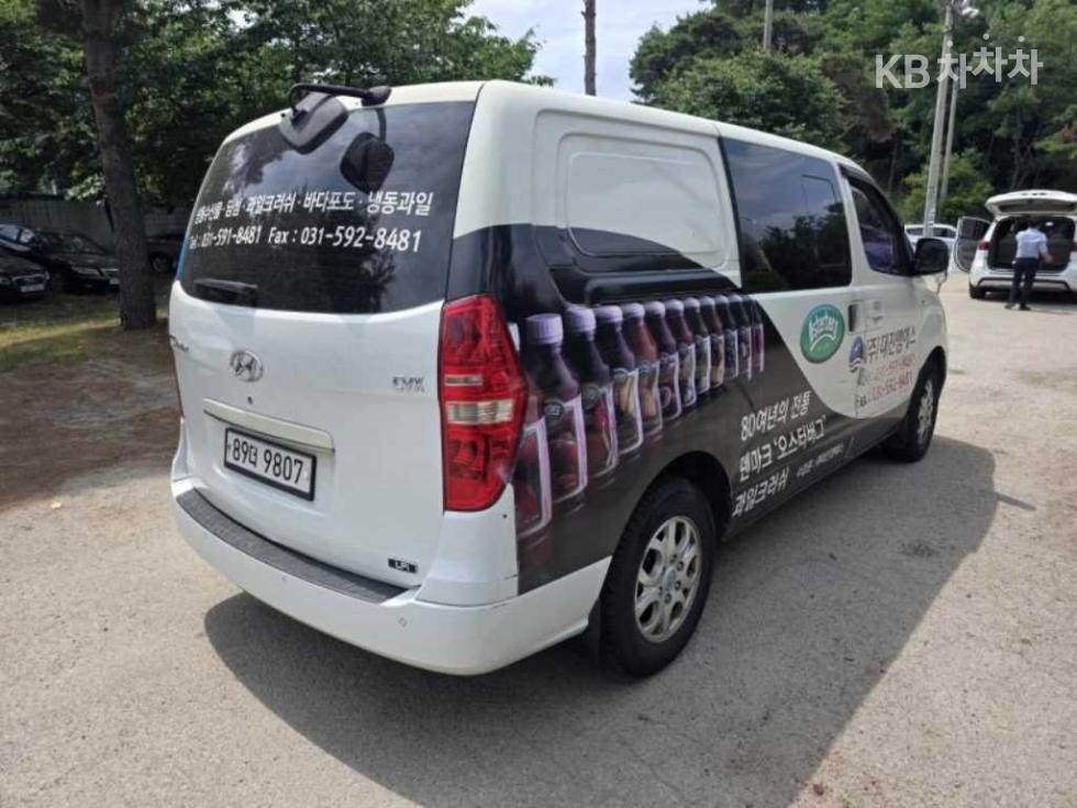 Hyundai Starex — miniaturë 3