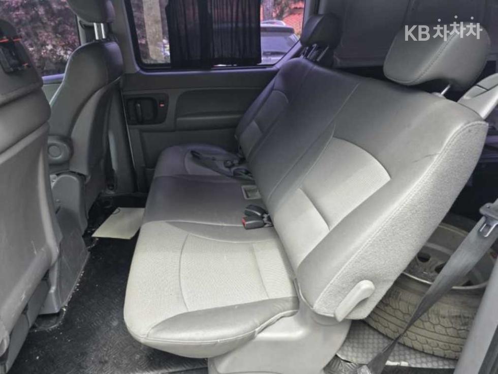 Hyundai Starex — miniaturë 7